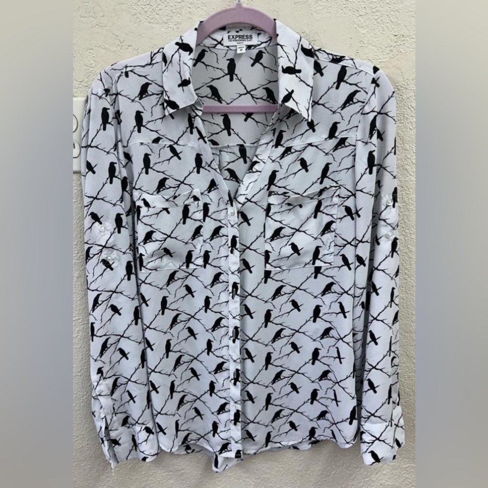 👀ISO👀 Express Portofino Raven and Crow, not selling. Looking for size L or M